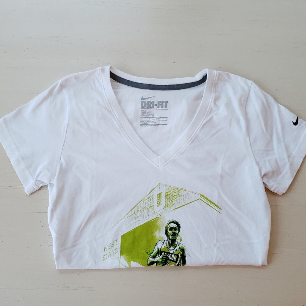 NWOT Nike Dri-Fit Short Sleeve T-Shirt